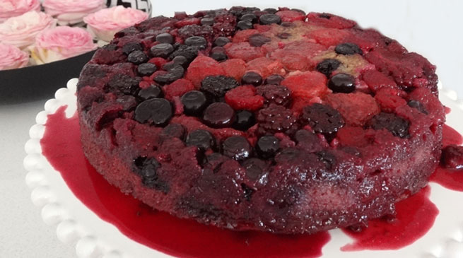 Luscious upside down berry cake