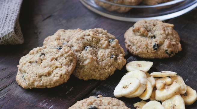 Blueberry and banana chip cookies