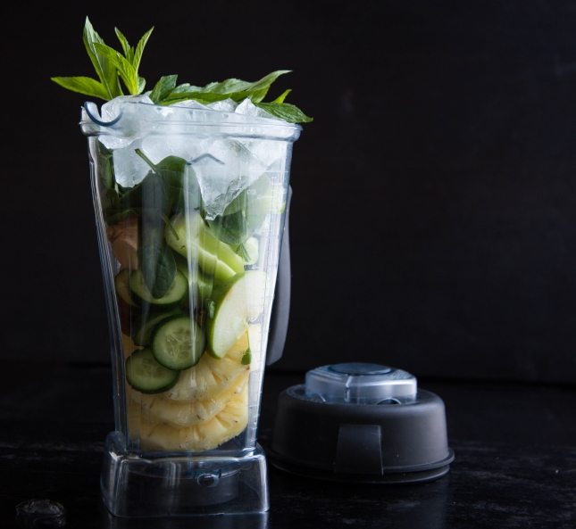 Fast and Fabulous Green Delight smoothie