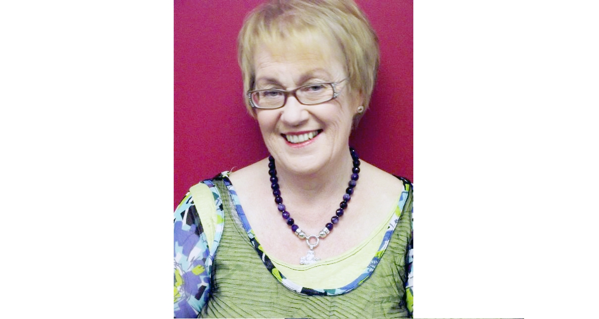 Merino Mana - Mary Hampton