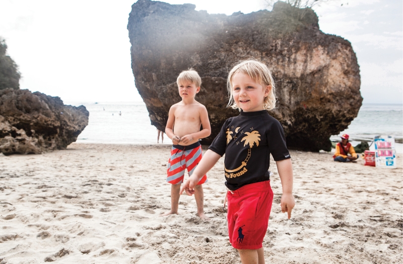 Watching monkeys on Padang Padang Beach