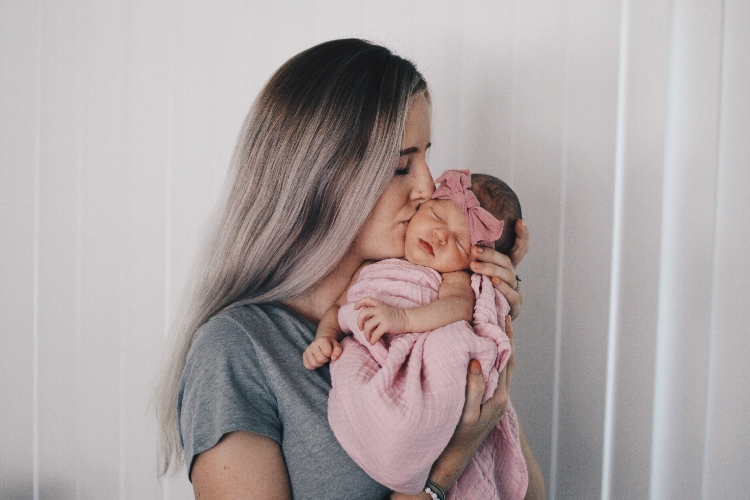 10 things new dads need to know about new mums