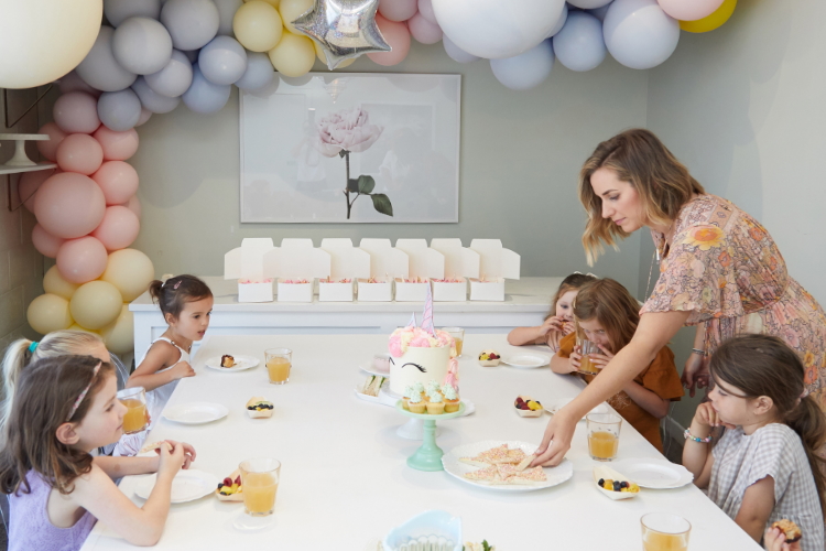 Party! Cupcakes, unicorns & sprinkles!