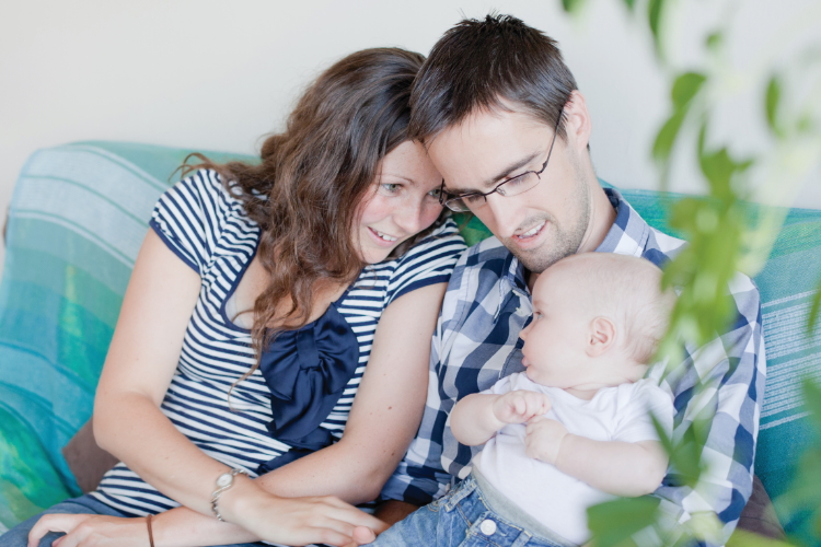 Eco-Family - Going Off The Grid Can Change Your Life