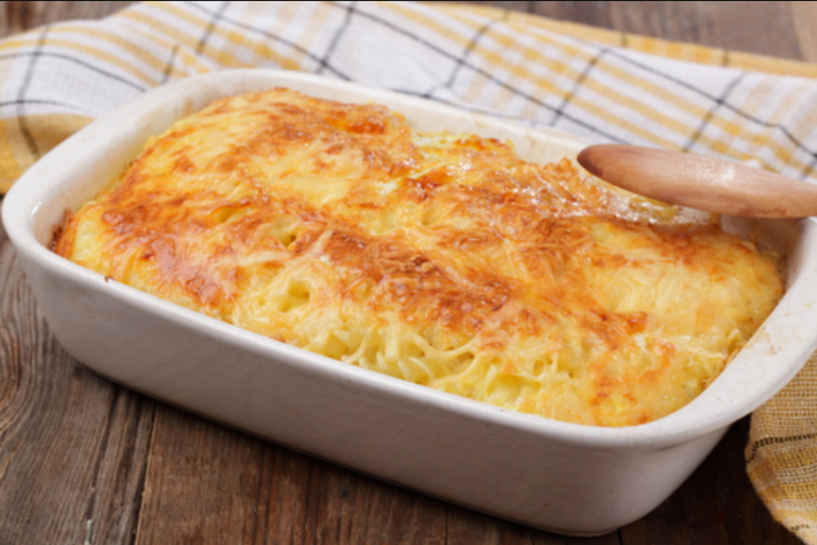 Bacon, cheese and potato casserole