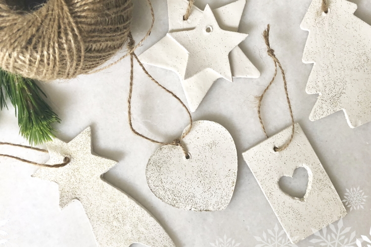 Cut out & keep: easy Christmas decorations with air-drying clay