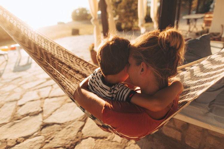 A single mum takes back Christmas for her family