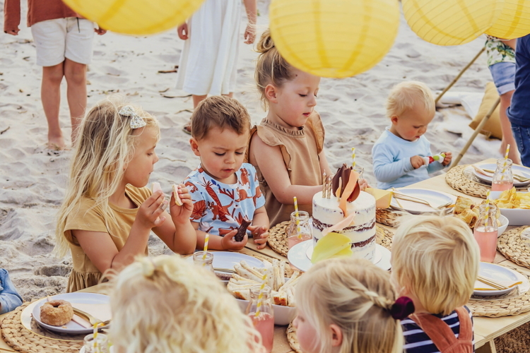 Sun, sand and surf: kids' beach party