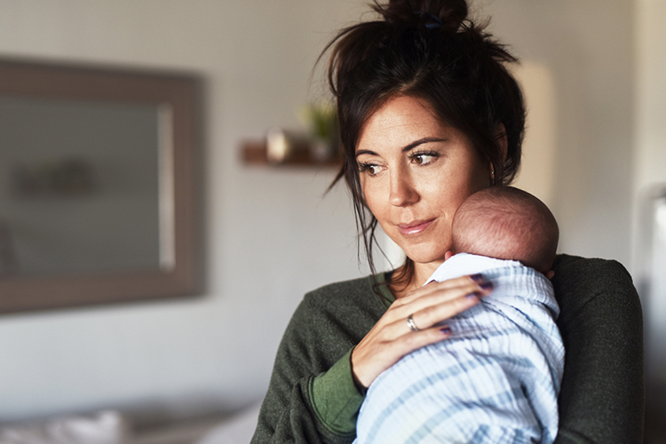 Must-have postpartum care kit items