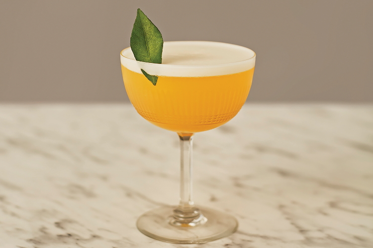 Blossom - A Seedlip Grove cocktail 