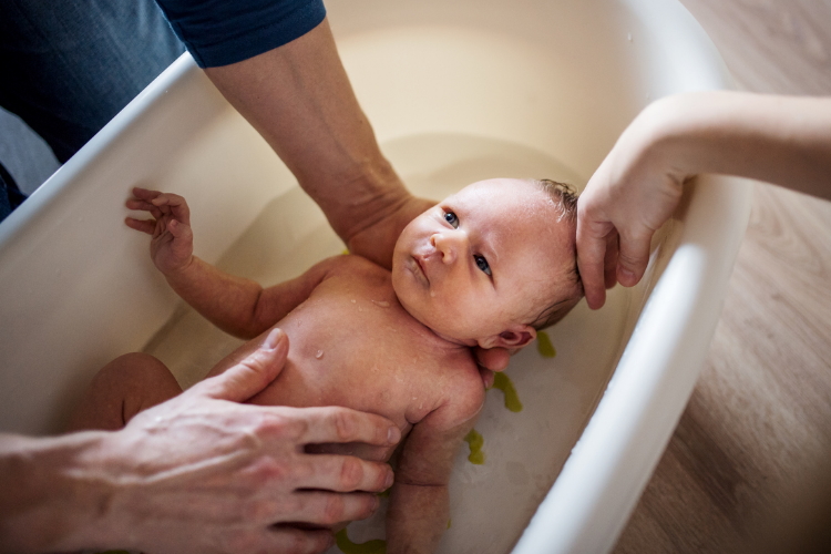 Bath your baby - the no nonsense way