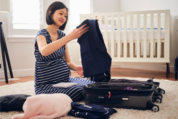 You’ll be thankful you packed these items in your hospital bag 